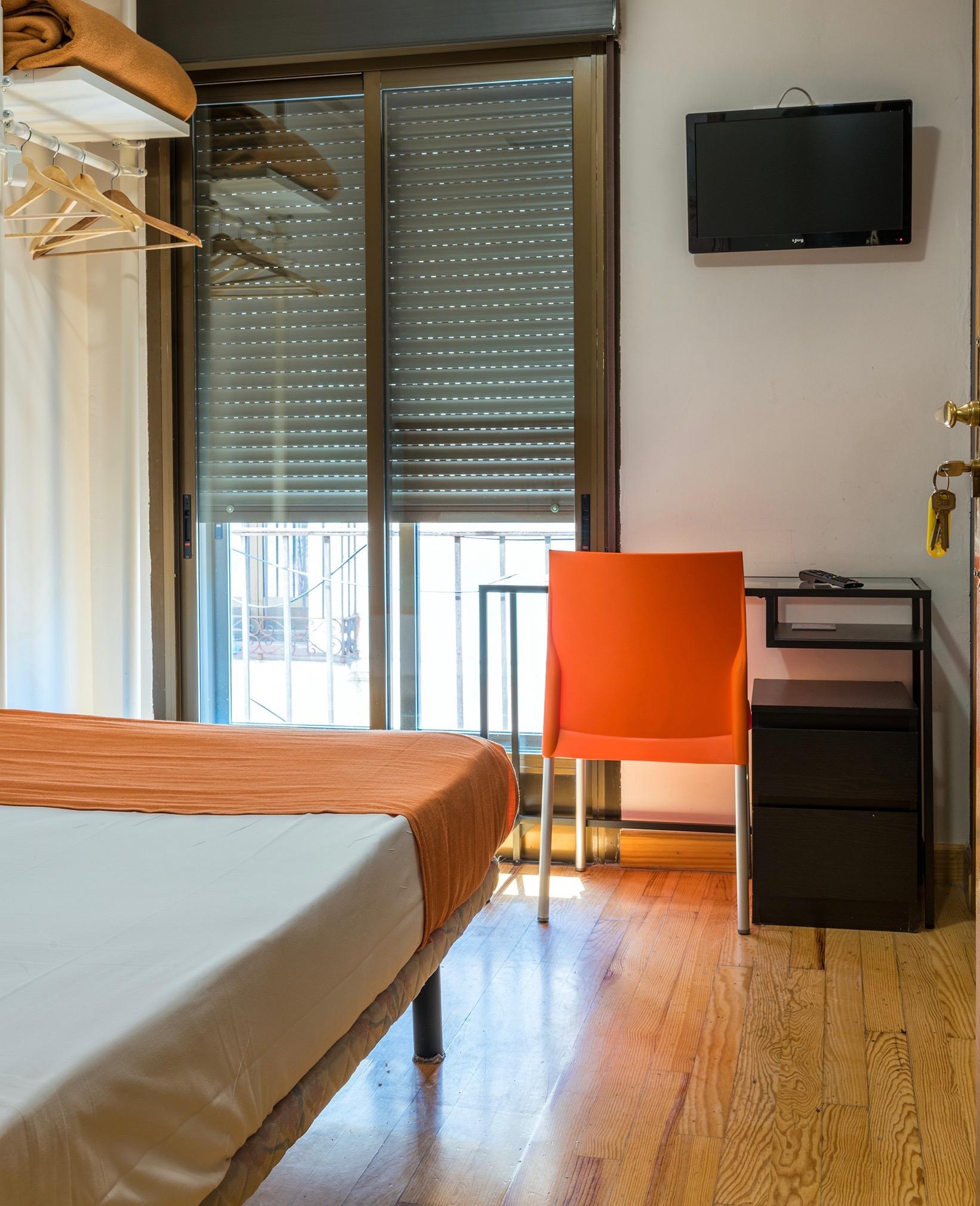 Kubik Hotel Caces Екстериор снимка